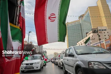 راهپیمایی خودرویی ۲۲ بهمن در مشهد