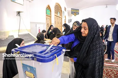 آخرین ساعات انتخابات ریاست جمهوری در حرم مطهر رضوی