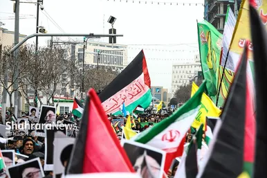 گزارش تصویری | راهپیمایی جمعه نصر و جشن پیروزی مقاومت فلسطین در مشهد