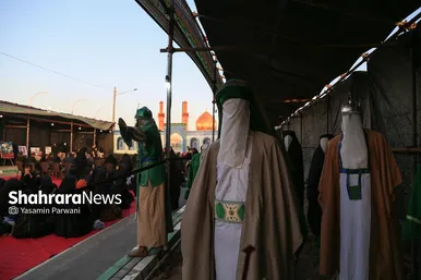 عکس‌هایی از نمایشگاه «عرفات تا فرات» در محله گلشهر مشهد