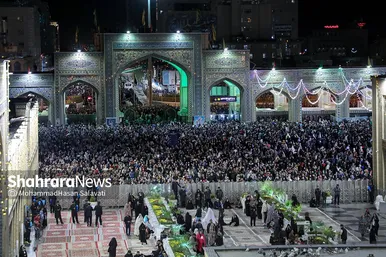 تحویل سال ۱۴۰۲ در حرم مطهر امام رضا (ع)