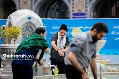 آیین معنوی اعتکاف در حرم امام رضا (ع)