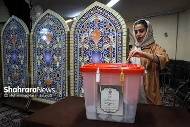 عکس‌هایی از مرحله دوم انتخابات چهاردهمین دوره ریاست‌جمهوری در مشهد (۶)