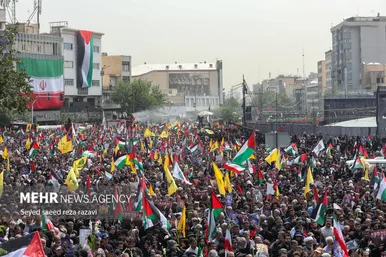 عکس‌هایی از مراسم تشییع پیکر شهید اسماعیل هنیه در تهران- ۲