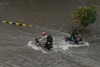 بارندگی‌های بی وقفه در پاکستان دست‌کم ۱۲ کشته و ۹۲ مصدوم برجای گذاشت