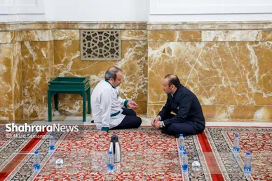مراسم افطاری در حرم امام‌رضا(ع)