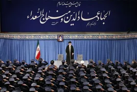 جمعی از فرماندهان نیروی هوایی ارتش با رهبر انقلاب دیدار می&zwnj;کنند