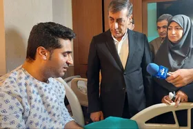 سرپرست نهاد ریاست جمهوری به عیادت محیط&zwnj;بان اصفهانی رفت