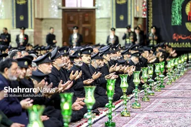 شام غریبان حسینی در حرم مطهر رضوی