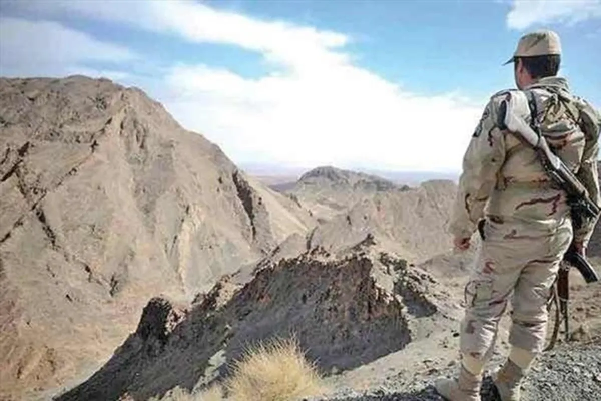درگیری مرزبانان با قاچاقچیان در سراوان