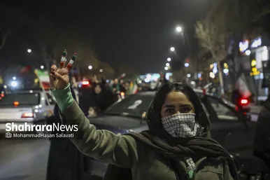 گزارش تصویری | واکنش مردم مشهد به خبر انتخاب آیت‌الله سیدمجتبی خامنه‌ای به عنوان سومین رهبر انقلاب اسلامی ایران