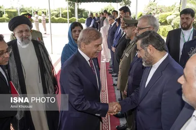 استقبال رسمی شهباز شریف از سید ابراهیم رئیسی