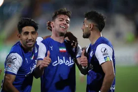 قرارداد ۱۶۰ میلیونی ستاره استقلال اصلاح شد