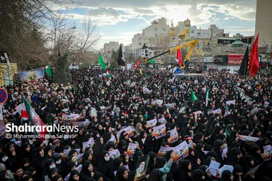 تشییع دو تن از شهدای حمله تروریستی کرمان در مشهد