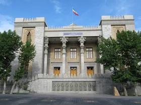 بیانیه وزارت امور خارجه ایران در واکنش به آغاز فرآیند اسنپ&zwnj;بک توسط سه کشور اروپایی