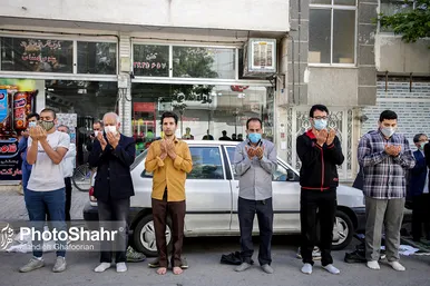 اقامه نماز عید سعید فطر در حرم مطهر امام رضا(ع)