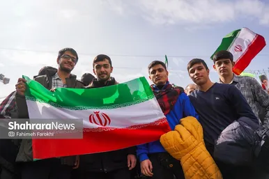 گزارش تصویری | نسل «z» پای کار انقلاب اسلامی
