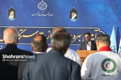 آیین رونمایی از ۳۰ دستگاه میدل باس