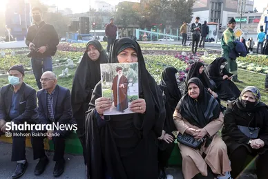 تشییع پیکر شهید مدافع امنیت «حسن براتی» در مشهد