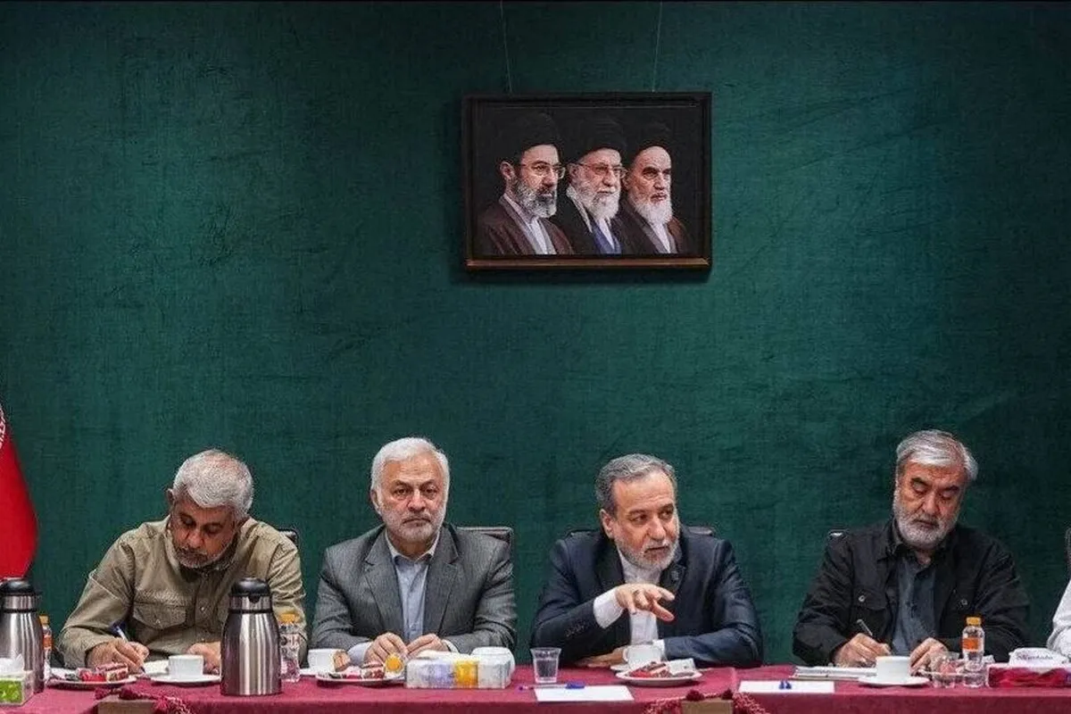وزیر امور خارجه کشورمان به اعضای کمیسیون امنیت ملی مجلس در مورد تحولات مذاکرات ایران و آمریکا گزارش داد