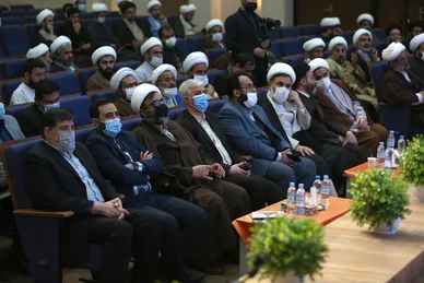 بازدید وزیر ورزش و جوانان از نمایشگاه «هم آهنگ»