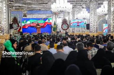 گزارش تصویری | گردهمایی جمعی از مجروحان و آسیب‌دیدگان حوادث اخیر، در حرم امام‌رضا(ع)