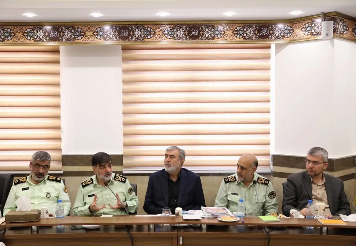 مهم‌ترین موضوعات مطرح شده در نشست اعضای کمیسیون امنیت ملی مجلس و فرماندهان فراجا