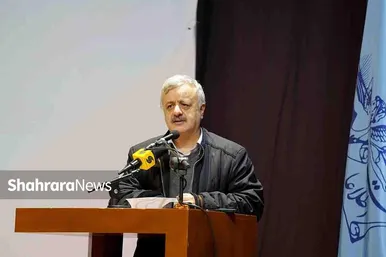 رونمایی از کتاب «افغانستان به روایت روزنامه اطلاعات» در مشهد