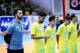 شکست خانگی فرش&zwnj;آرا در مشهد