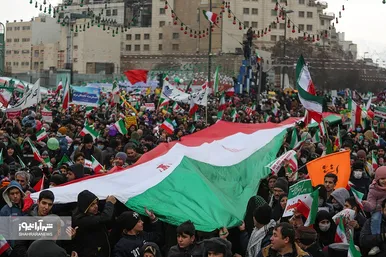 گزارش تصویری حضور باشکوه مردم مشهد در راهپیمایی ۲۲ بهمن - ۲