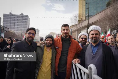 گزارش تصویری | یک روز، لبخند چند نسل