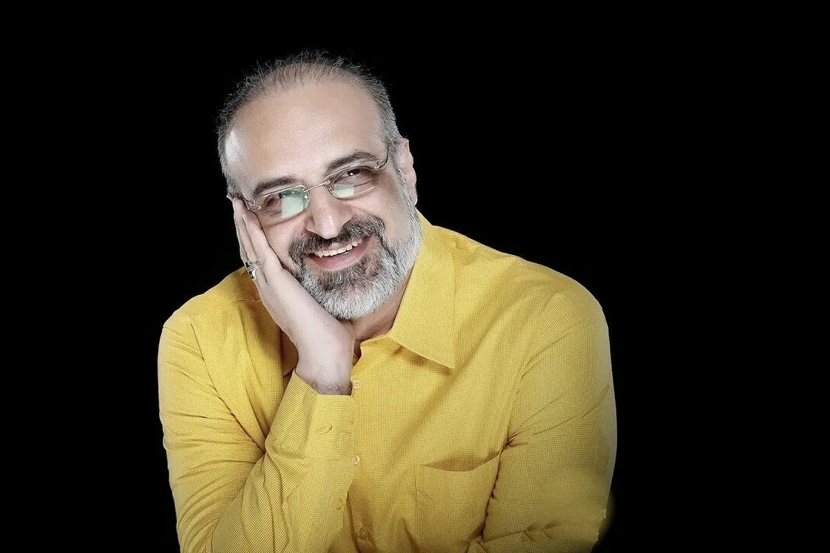 محمد اصفهانی امشب (۱۱ تیر ۱۴۰۵) در باغ فردوس روی صحنه می‌رود