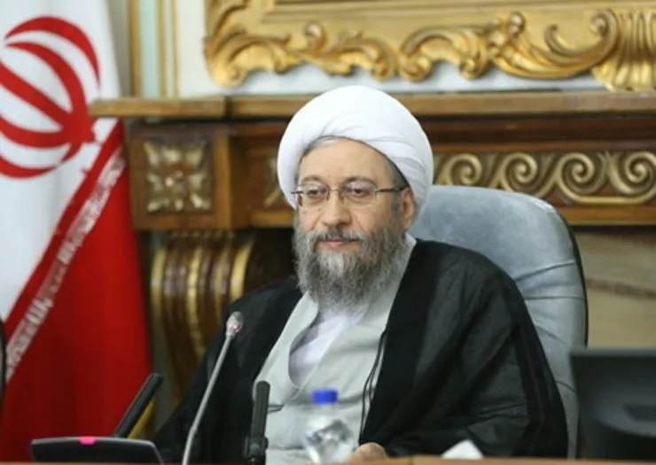 آیت الله آملی لاریجانی: از هیچ فرد فاسدی حمایت نکرده‌ام