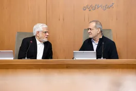 حکم جدید پزشکیان برای معاون اول | عارف رئیس ستاد ویژه ساماندهی و راهبری فضای مجازی کشور شد