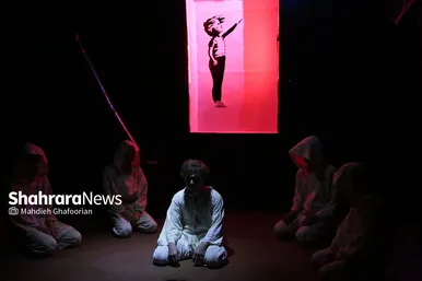 نمایش «هنوز نمرده» در گلشهر