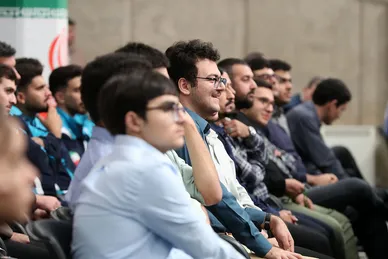 عکس‌هایی از دیدار مدال‌آوران ورزشی و علمی با رهبر انقلاب (۲۸ مهرماه ۱۴۰۴)