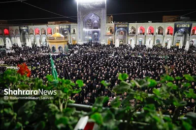 گزارش تصویری | آیین شام غریبان شهادت امام رضا(ع) در حرم رضوی