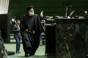 رئیس&zwnj;جمهور برای دفاع از کلیات بودجه ۱۴۰۲ وارد مجلس شد