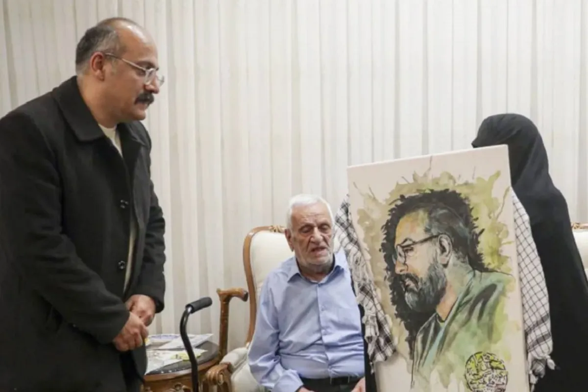 کارگردان مشهدی تئاتر، برگزیده جایزه هنری «شهید مهدی منصوب» شد
