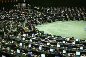 سخنگوی هیئت&zwnj;رئیسه مجلس: همکاری با آژانس تا تضمین حقوق هسته&zwnj;ای ایران تعلیق می&zwnj;شود