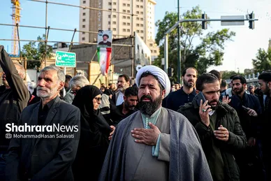 اجتماع مردم مشهد برای شهادت خادم الرضا (ع) سید ابراهیم رئیسی