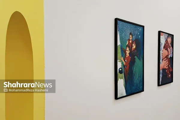 گفتگو با تکتم حدادفر به بهانه نمایشگاه «تن‌ها/ تنها» | مشهد هنرمند جدی زیاد دارد