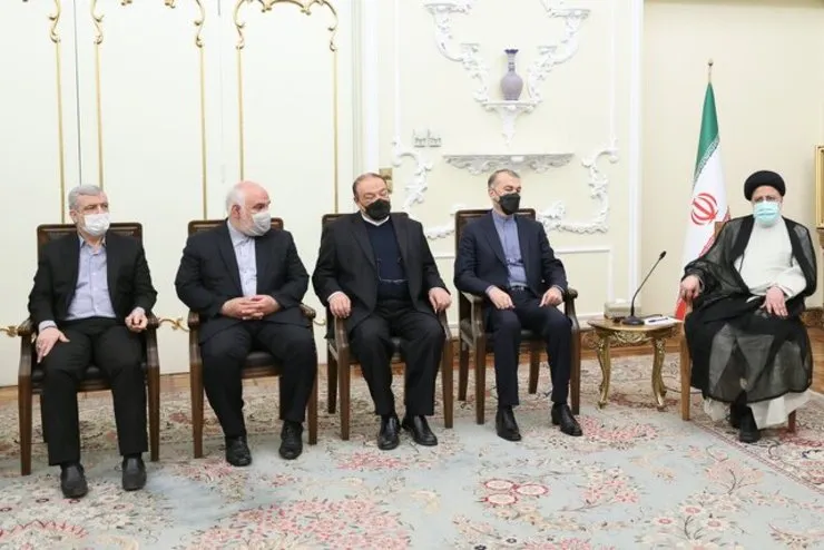 دیدار نوروزی رئیس جمهور با برخی مقامات لشکری و کشوری + عکس