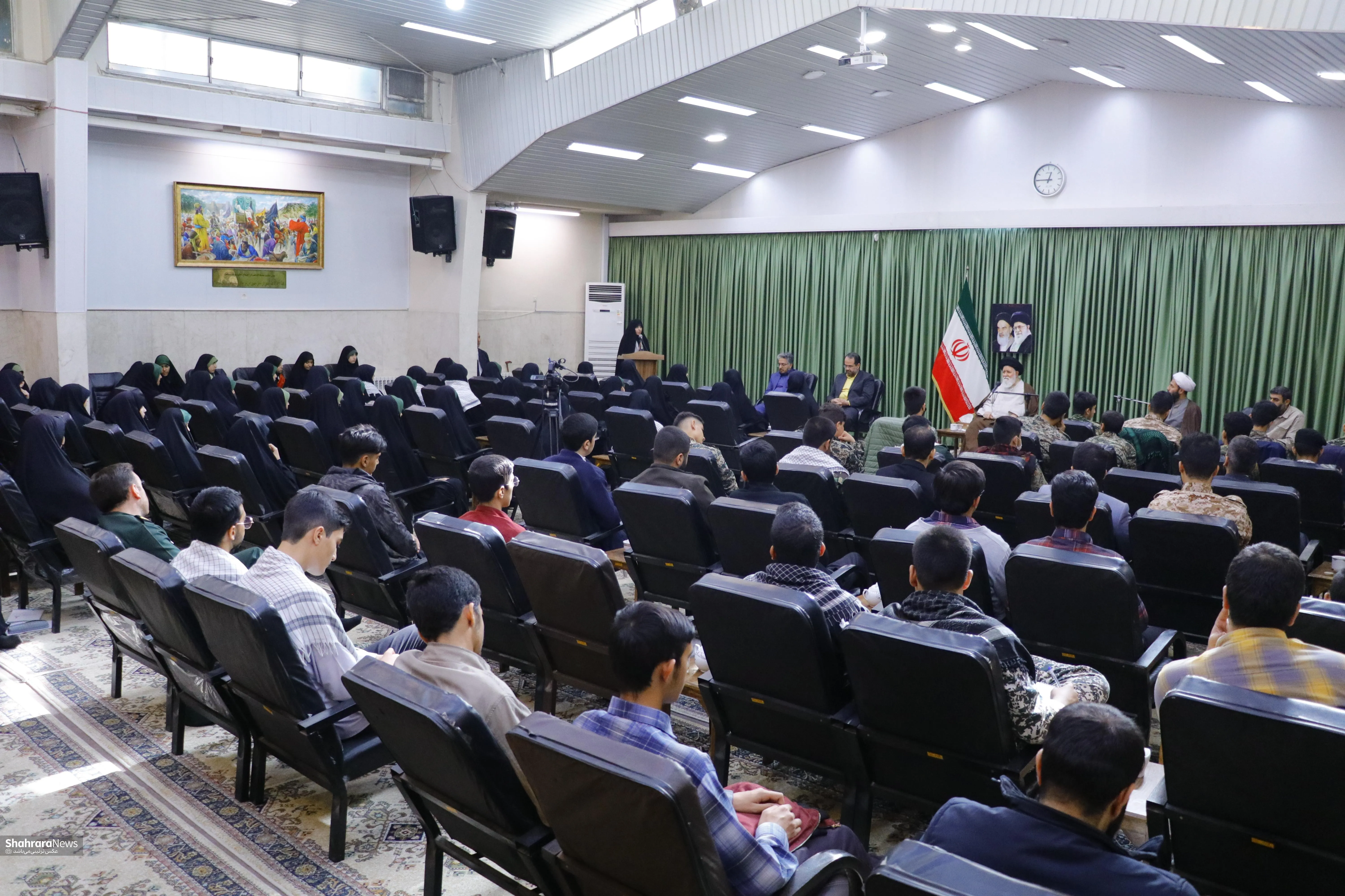 اجتماع پرشور دانشجویان در حمایت از فلسطین | آیت‌الله علم‌الهدی: حمایت از مقاومت اسلامی مبنای ایدئولوژیک و راهبردی دارد