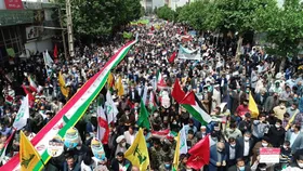 ویدئو | گزارش مجری &laquo;زمانه&raquo; از انفجار در مسیر راهپیمایی روز قدس تهران و ایستادگی ایرانیان در این مسیر