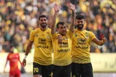 نتیجه و ویدیو خلاصه بازی سپاهان و هوادار در لیگ برتر (۲۸ آذر ۱۴۰۲) | تیم مورایس برای تصاحب صدر رحم ندارد!