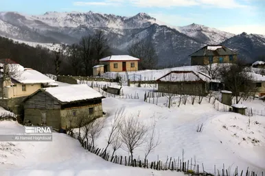 ایران زیباست | طبیعت برفی روستای «زندانه»