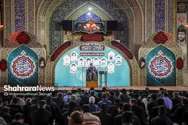 گزارش تصویری | «حسینیه حرم»، عزاداری سنتی اقوام استان‌های مختلف در حرم مطهر رضوی