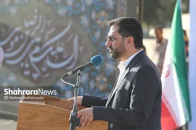 آیین رونمایی از ۳۰ دستگاه میدل باس