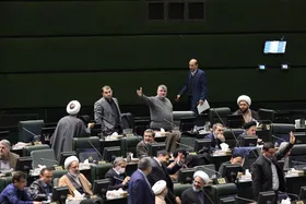 جلسه مجلس برای بررسی مسمومیت&zwnj;های سریالی دانش&zwnj;آموزان+ جزئیات